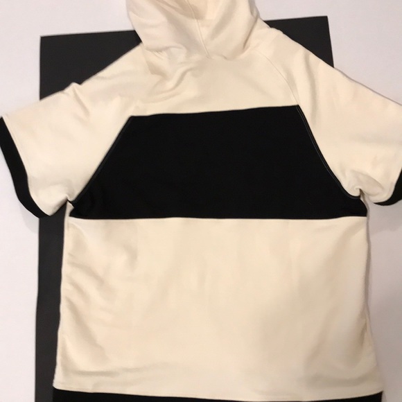 Advocare short sleeve hoodie - Picture 3 of 4